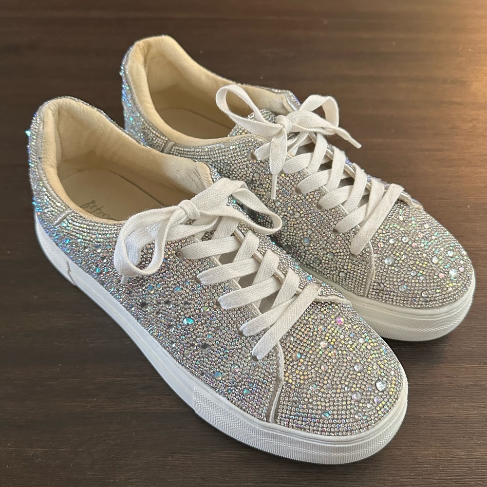 Betsy Johnson | Sidny Sneaker | Silver | Size 9.5